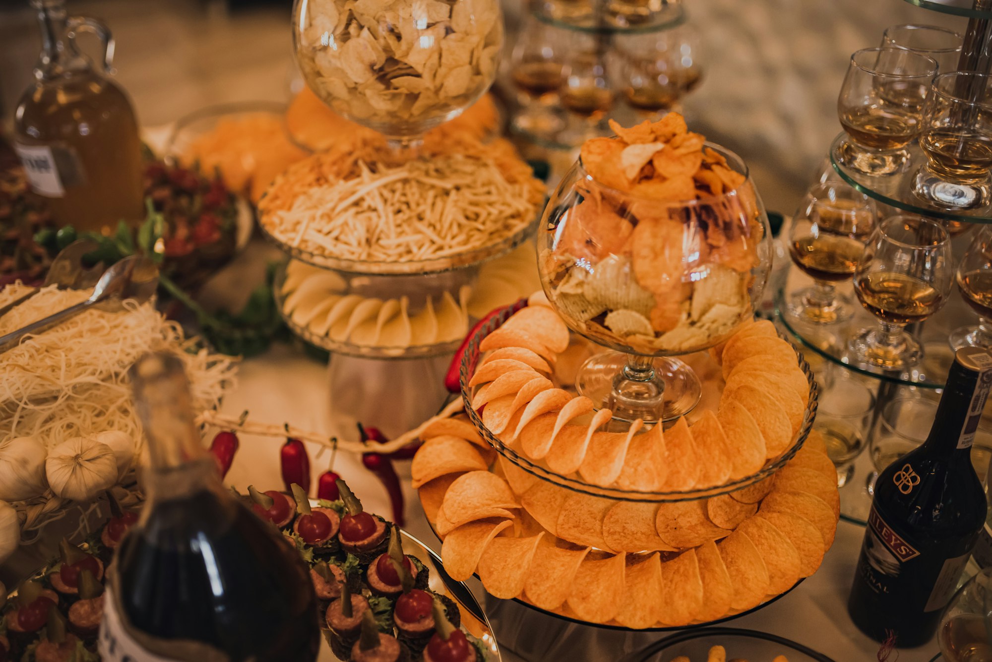 Catering de boda, ¿Cómo Crear un Menú Personalizado para una Boda Íntima?, QBodas y viajes, Organización y gestión de bodas íntimas.